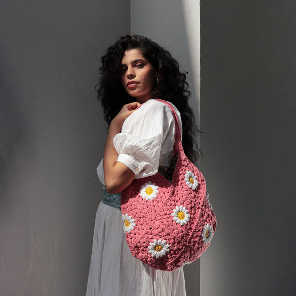 Pink Daisy Hobo Crochet Shoulder Bag